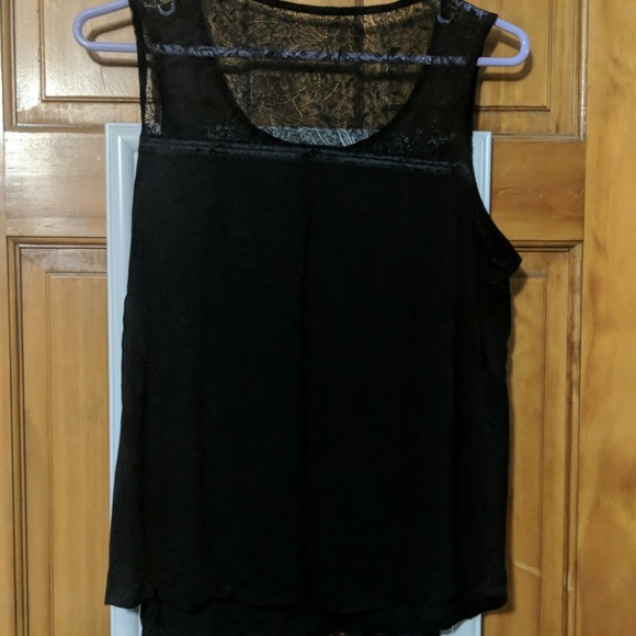 Lacy top - Picture 2 of 6